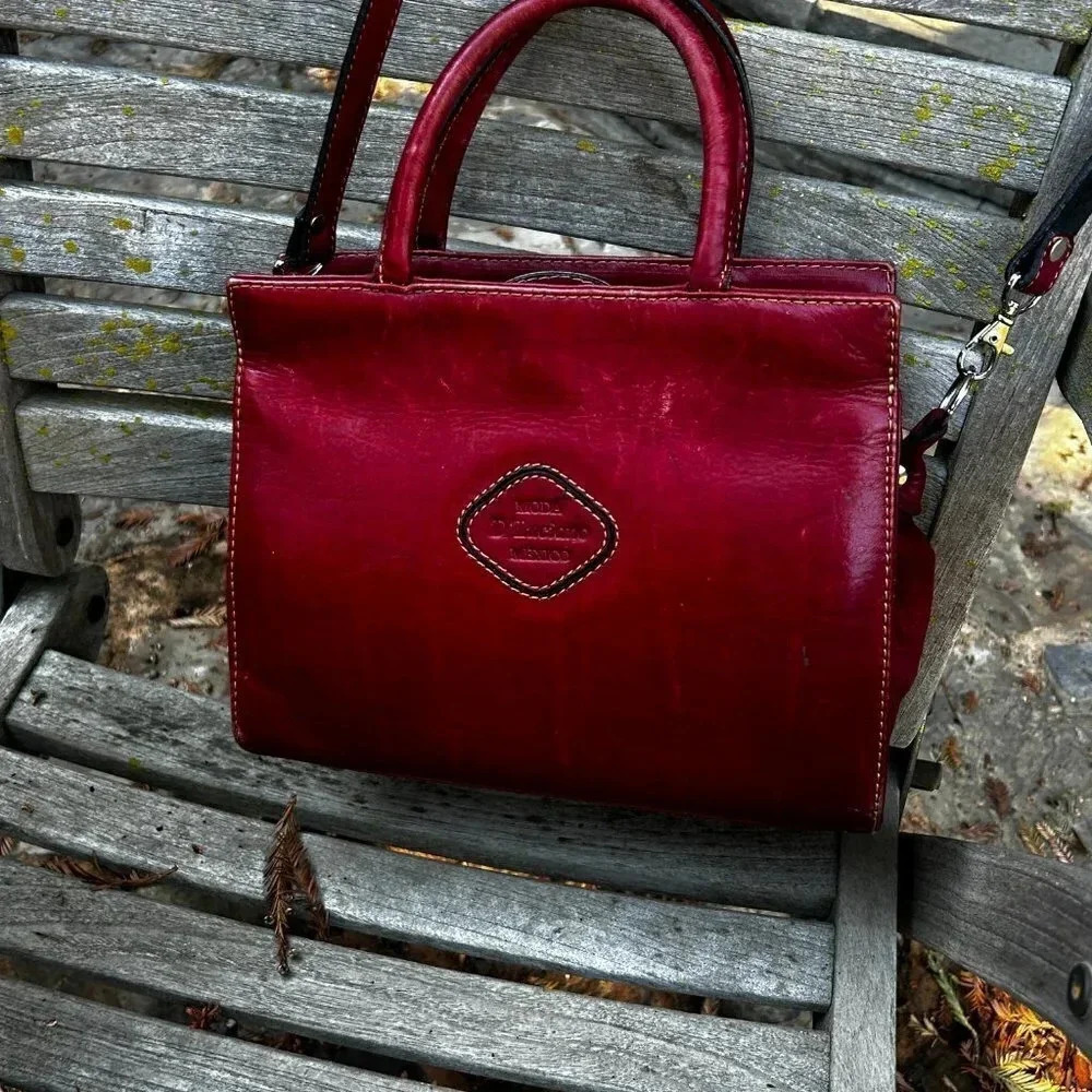 Moda D'Luciano Vintage Red Leather Handbag - Picture 8 of 10